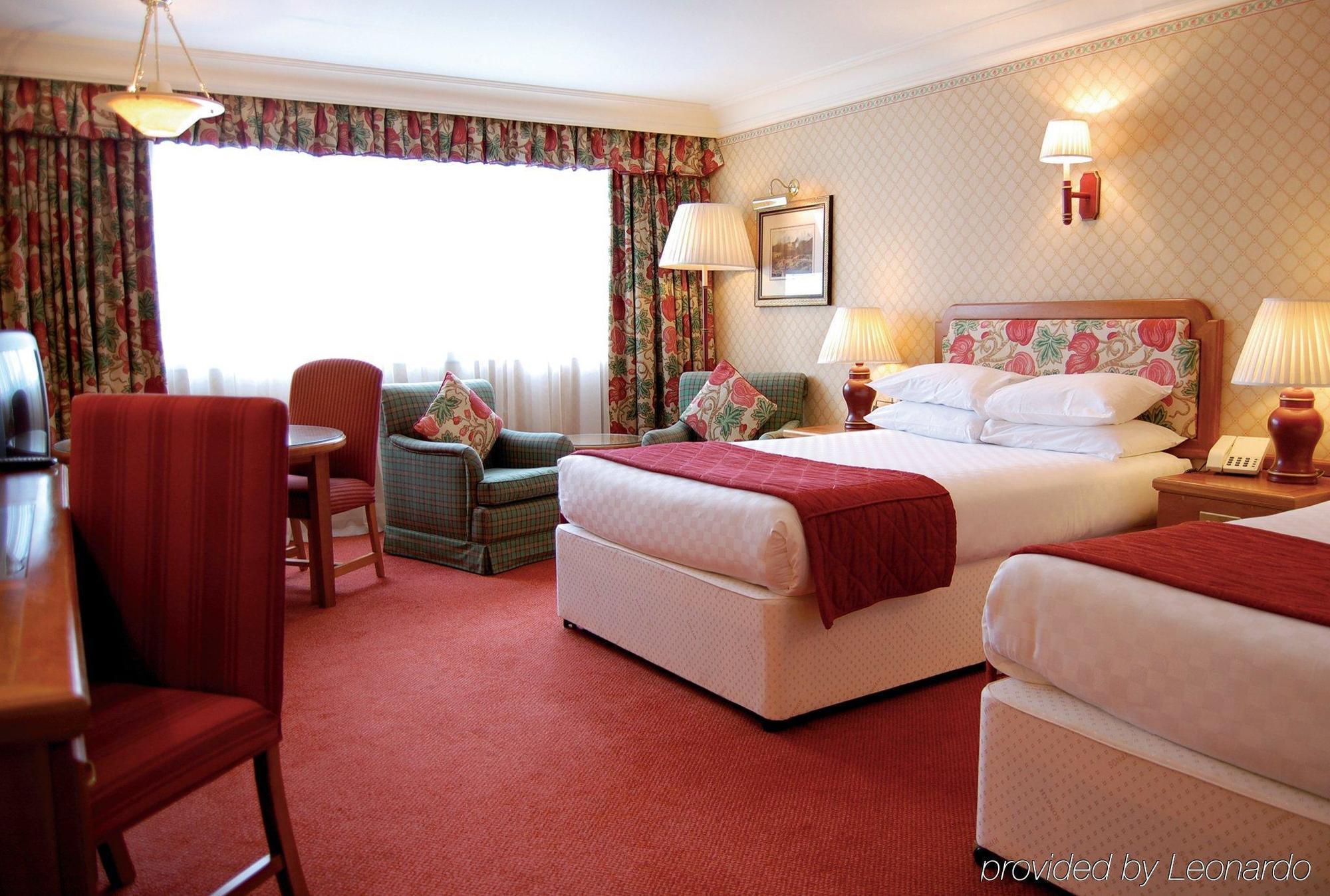 The Aberdeen Altens Hotel Стая снимка